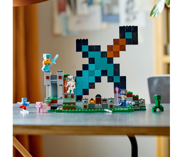 LEGO Minecraft 21244 Bastion miecza - 1090570 - zdjęcie 7